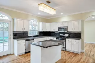 1 Crystal Ct, Smithtown, NY 11787 - Photo 17