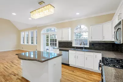 1 Crystal Court, Smithtown, NY 11787 - Photo 19