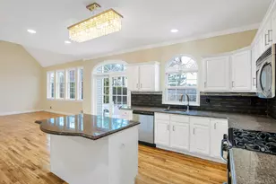 1 Crystal Ct, Smithtown, NY 11787 - Photo 19