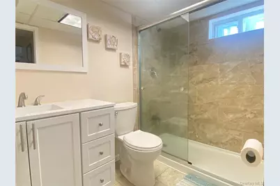 62 Harold Avenue #whole house, Hempstead, NY 11550 - Photo 29