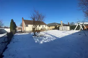 62 Harold Ave, Hempstead, NY 11550 - Photo 3