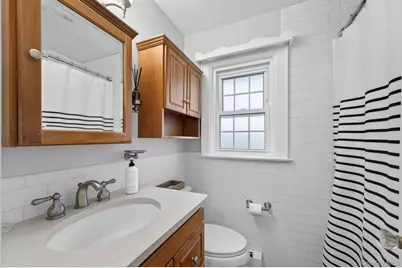 9 Garden Place, Bay Shore, NY 11706 - Photo 21