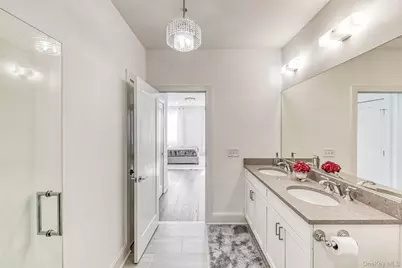 121 Marina Pointe Drive #121, East Rockaway, NY 11518 - Photo 17