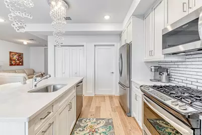 121 Marina Pointe Drive #121, East Rockaway, NY 11518 - Photo 11