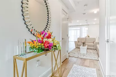 121 Marina Pointe Drive #121, East Rockaway, NY 11518 - Photo 3