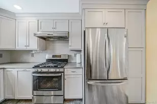 1663 Claas Ave, Holbrook, NY 11741 - Photo 7