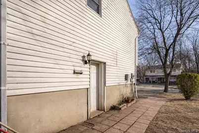 10 Valley Drive, Nanuet, NY 10954 - Photo 15