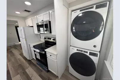 81 Oakside Road, Smithtown, NY 11787 - Photo 7