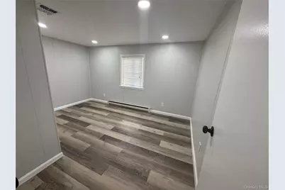 81 Oakside Road, Smithtown, NY 11787 - Photo 17