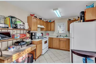 10 Eastport Manor Road, Eastport, NY 11941 - Photo 7