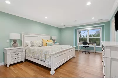 50 Hubbard Lane #117, Southampton, NY 11968 - Photo 13