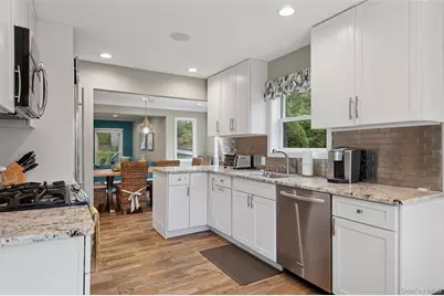 50 Hubbard Lane #117, Southampton, NY 11968 - Photo 9