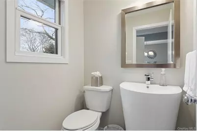 50 Hubbard Lane #117, Southampton, NY 11968 - Photo 19