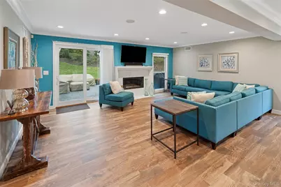 50 Hubbard Lane #117, Southampton, NY 11968 - Photo 11