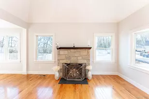 8 Overlook Ct, Cortlandt Manor, NY 10567 - Photo 5