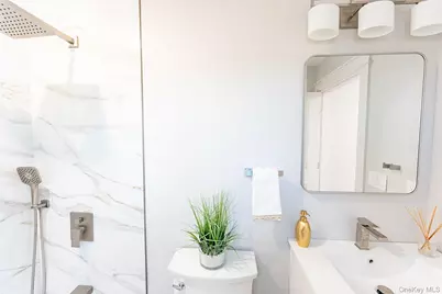 8 Overlook Court, Cortlandt Manor, NY 10567 - Photo 17