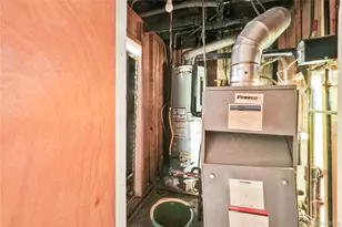 97-17 90th St, Ozone Park, NY 11416 - Photo 27