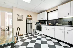 97-17 90th St, Ozone Park, NY 11416 - Photo 15