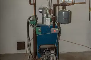 134 Old Quaker Ln, Hyde Park, NY 12538 - Photo 35