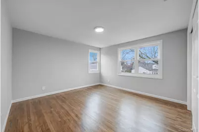 125 Boden Avenue, Valley Stream, NY 11580 - Photo 21