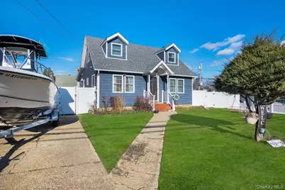 91 Cedar Road, Amityville, NY 11701 - Photo 1