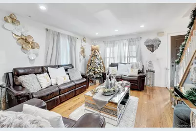 91 Cedar Road, Amityville, NY 11701 - Photo 11