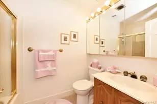 10 Southgate Cir, Massapequa Park, NY 11762 - Photo 29