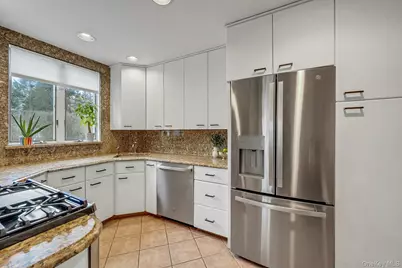 21 Homestead Avenue, Scarsdale, NY 10583 - Photo 13