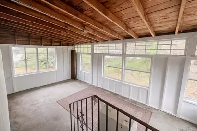 187 Horseblock Road, Farmingville, NY 11738 - Photo 9