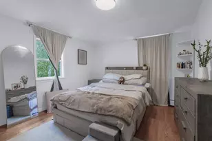 34-32 205th St, Bayside, NY 11361 - Photo 7