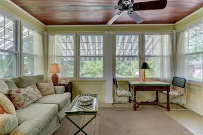 205 Hempstead Avenue, Malverne, NY 11565 - Photo 29