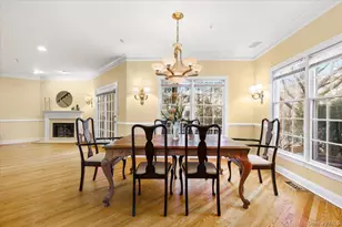 51 Club Pointe Dr, White Plains, NY 10605 - Photo 7