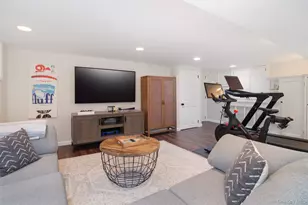 42 Summit Ave, Bronxville, NY 10708 - Photo 27