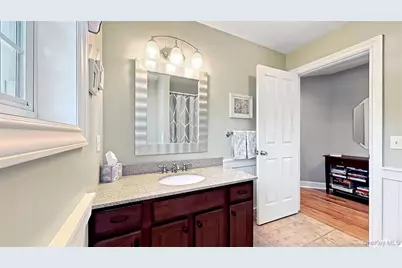 28 Madison Court, Middletown, NY 12589 - Photo 35