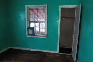 130-31 218th St, Springfield Gardens, NY 11413 - Photo 9