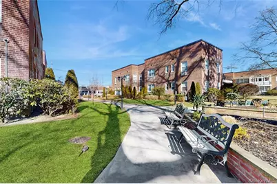 553 Central Avenue #19B, Cedarhurst, NY 11516 - Photo 9