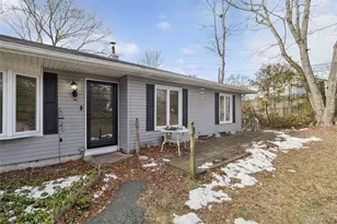 361 Decatur Ave, Shirley, NY 11967 - Photo 5