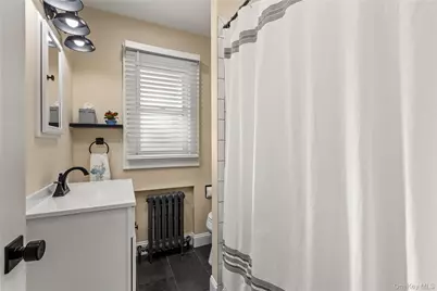 26 Community Road, Bay Shore, NY 11706 - Photo 15