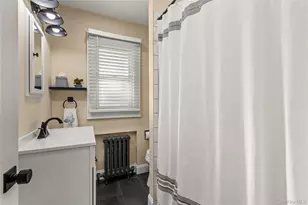 26 Community Rd, Bay Shore, NY 11706 - Photo 15