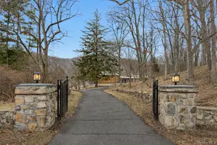 21 Bird Hill Rd, Tomkins Cove, NY 10986 - Photo 33