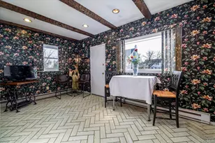 360 Raymond St, Rockville Centre, NY 11570 - Photo 15