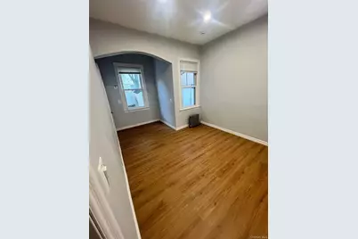 11423 Sutter, Ozone Park, NY 11420 - Photo 5
