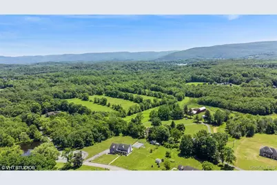 10 Willys Court, Rock Tavern, NY 12575 - Photo 3