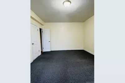 92-05 Whitney Avenue #A27, Elmhurst, NY 11373 - Photo 5