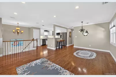 306 Bayville Avenue, Bayville, NY 11709 - Photo 15