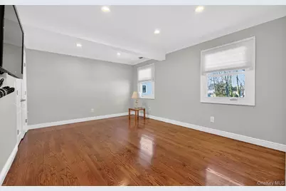 306 Bayville Avenue, Bayville, NY 11709 - Photo 25