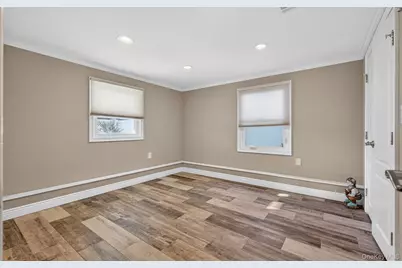 306 Bayville Avenue, Bayville, NY 11709 - Photo 31