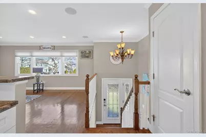 306 Bayville Avenue, Bayville, NY 11709 - Photo 7