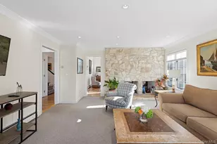 87 Gould St, East Hampton, NY 11937 - Photo 7