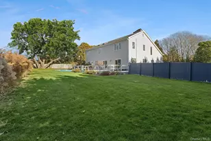 87 Gould St, East Hampton, NY 11937 - Photo 23